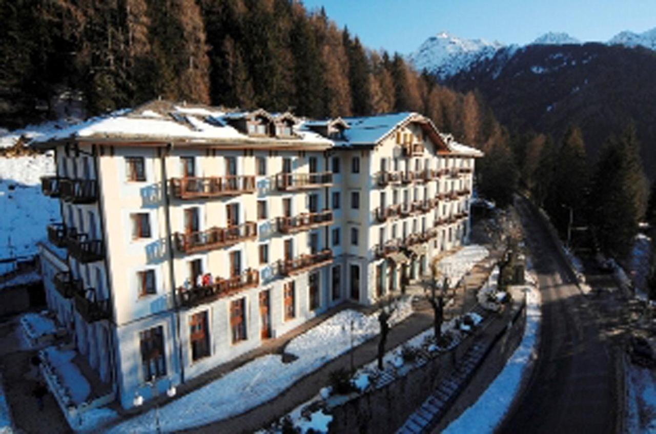 Palace Pontedilegno Resort Ponte Di Legno Buitenkant foto