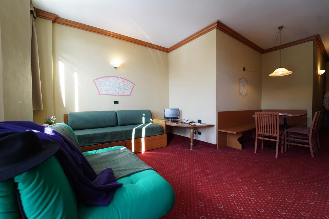 Palace Pontedilegno Resort Ponte Di Legno Buitenkant foto